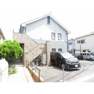 ベルクハイム【2階】の外観