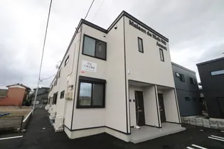 新潟県新潟市東区中山7【アパート】の外観