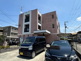 メゾン・クレ-ル【1階】の外観