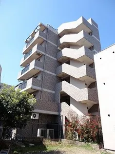 カルフール 本牧の画像