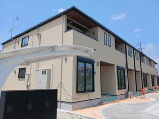 高知県南国市大そね甲【アパート】の外観