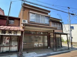 新潟県上越市仲町2【一戸建】の外観