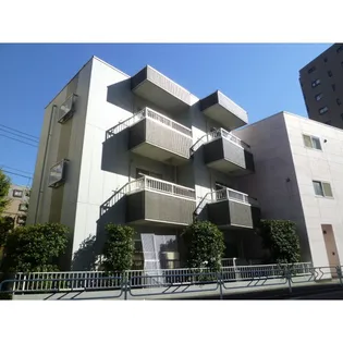 トライアングルハイツ【1階】の外観