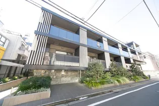 東京都渋谷区神宮前4【マンション】の外観