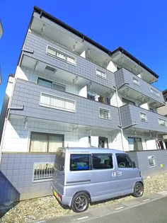 ホワイトハウス【1階】の外観