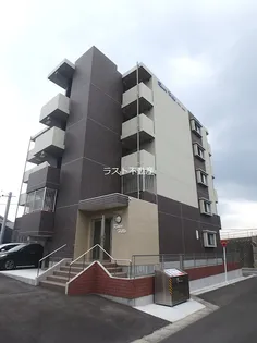 リバーヒルズ【3階】の外観