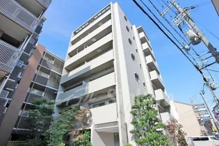 セラーノ新大阪【2階】の外観