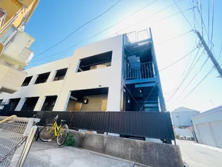 ヴィラディアス横浜III【1階】の外観