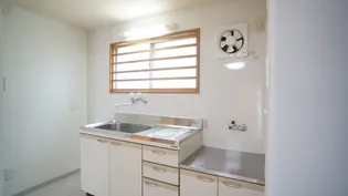 メゾン新町【3階】のキッチン