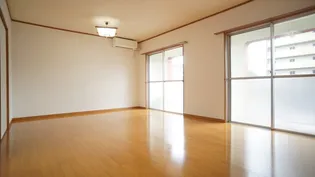 メゾン新町【3階】の居間