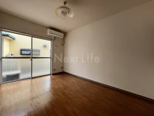 コーポリバーサイド【2階】の居間