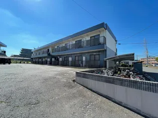 サンテラス B棟【1階】の外観