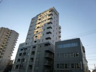 東京都品川区南大井4【マンション】の外観