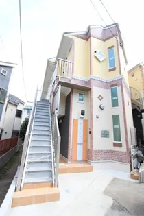 ロイヤル モアナ【2階】の外観