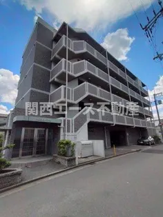 イスタナ フセの画像