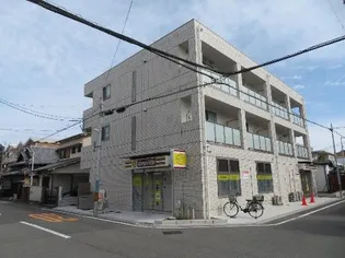 グランクレスト (株)ホームメイト吹田店管理物件【3階】の外観