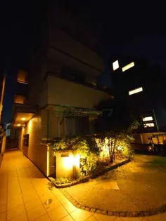 東京都渋谷区幡ヶ谷3【マンション】の外観