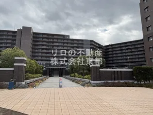 ユニヴェルシオール学園の丘の画像