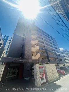 アヴィニールグランデ金田【2階】の外観