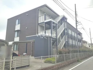 シャノワール【2階】の外観