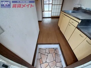 ハイム江戸橋【2階】の玄関