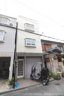 ガーデイン枚方駅前【2階】の外観