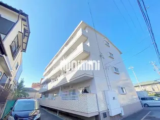 ファミール横地の画像