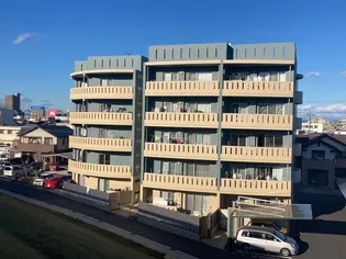 LOUVE新守山の画像