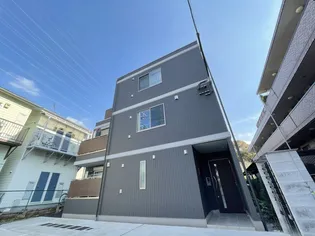 ヴァンベールヒルズ国立の画像