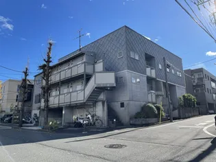 Der Pilz【2階】の外観