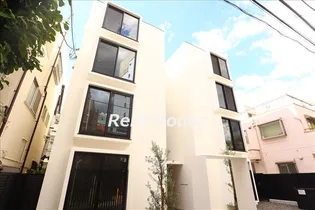 東京都渋谷区本町1【マンション】の外観