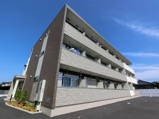 千葉県成田市並木町【アパート】の外観