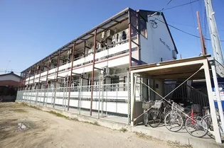 カレッジハウス 3【2階】の外観