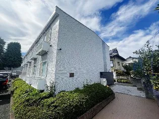 レオパレスビアンネートル【1階】の外観