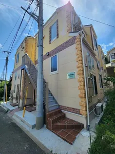 神奈川県横浜市西区西戸部町1【アパート】の外観