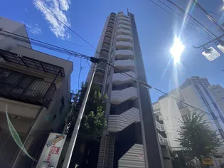 プラチナレジデンス【8階】の外観