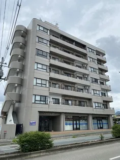 ベルソーレ山形【6階】の外観