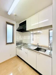 メゾンスカイヒルズ H棟【2階】のキッチン