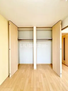 メゾンスカイヒルズ H棟【2階】の内装