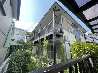 亀甲台ハイツ【1階】の外観