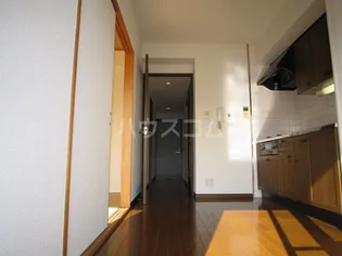 コートエスタ【1階】の玄関