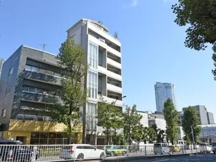 パークレジデンス南青山【4階】の外観