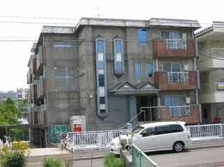 スローブハイム【3階】の外観