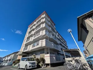 コーポクレサンテーム【1階】の外観