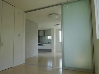 クレンヒルZERO【1階】の居間