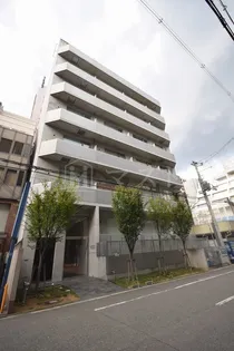 ベルニーニ南森町【1階】の外観