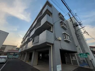 ヴェーラ・エレガンテ【3階】の外観