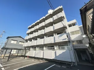 ロイヤルメゾン古江【3階】の外観