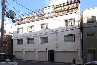 ユニークハイツ【4階】の外観