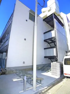 リブリ・ルームス新千葉【3階】の外観